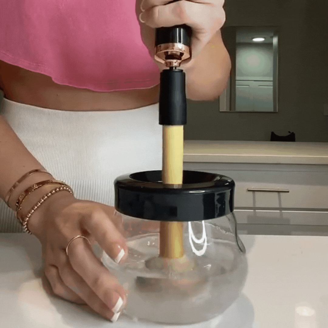 MIRANDA™ Entraîneur automatique de pinceaux de maquillage